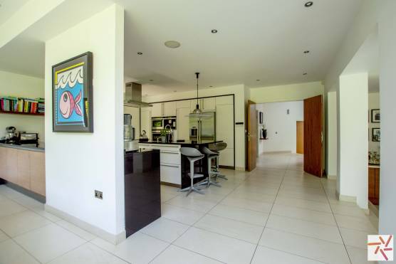 3351C 8 tv drama location house in Cheshire modern open plan kitchen and dining area.jpg