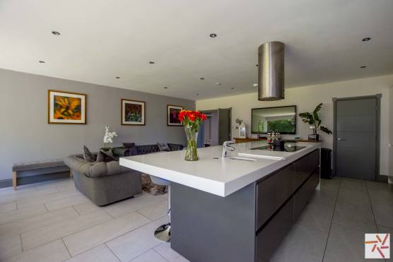 3354C 6 photo shoot location house in Cheshire modern open plan kitchen