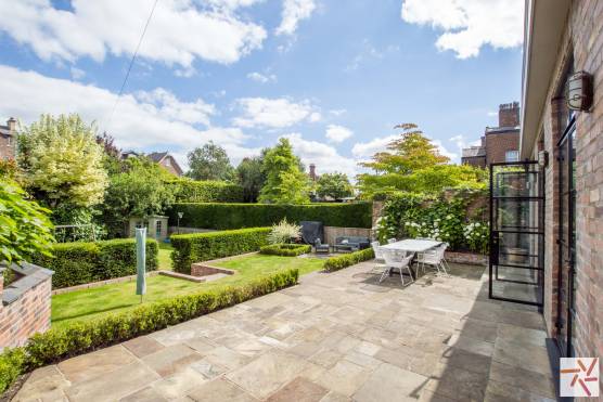 3355C 30 filming location house in Cheshire period property patio and garden