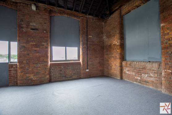 3360M 5 tv commercial location in Greater Manchester warehouse with exposed brick