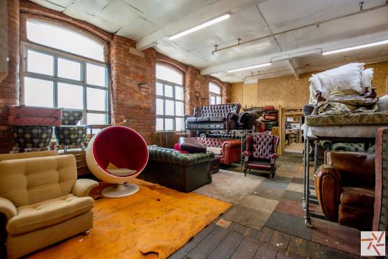 3360M 6 photo shoot location in Greater Manchester warehouse with exposed brick and feature windows