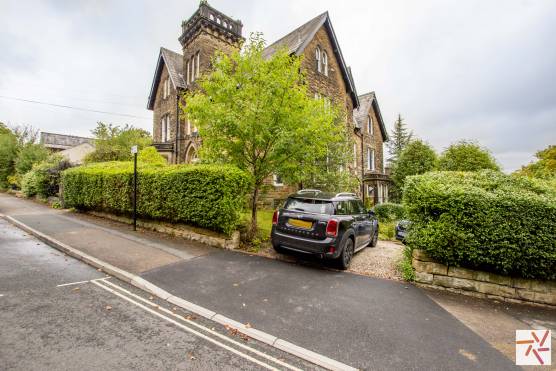 3361W 19 tv drama location house in West Yorkshire period property exterior.jpg