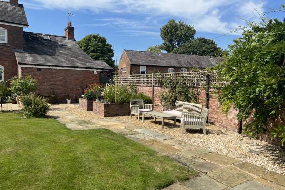 3364C 17 photo shoot location house in Cheshire period property gardens.jpg