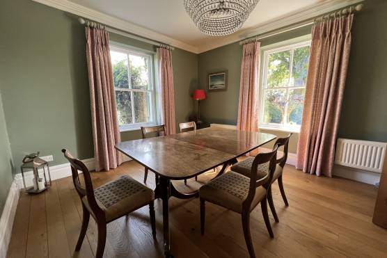 3364C 8 photo shoot location house in Cheshire period property dining room.jpg