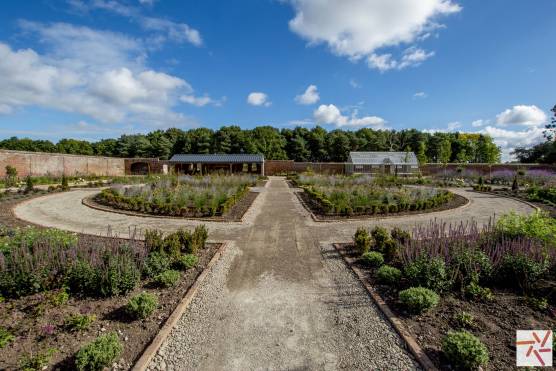 3371N 12 photo shoot location in North Yorkshire with event space and walled garden