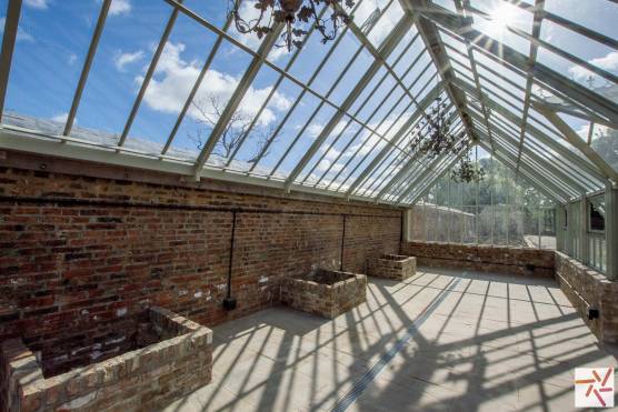 3371N 17 photo shoot location in North Yorkshire with event space and walled garden