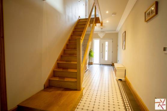 3370C 11 filming location house in Cheshire modern family home staircase