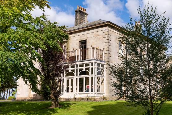 3372A 30 filming location house in Cumbria period property with open plan kitchen and large reception rooms