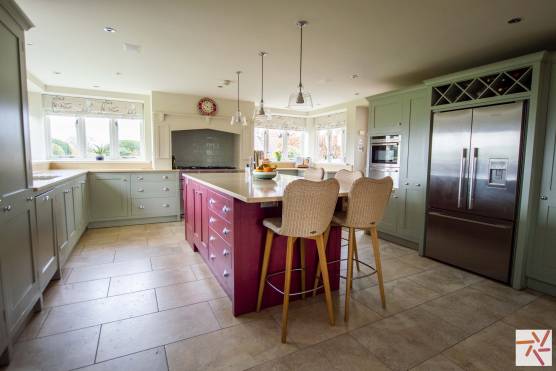 3376C 3 tv drama location house in Cheshire with open plan kitchen, dining and living area