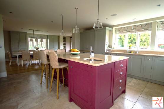 3376C 5 filming location house in Cheshire with open plan kitchen, dining and living area