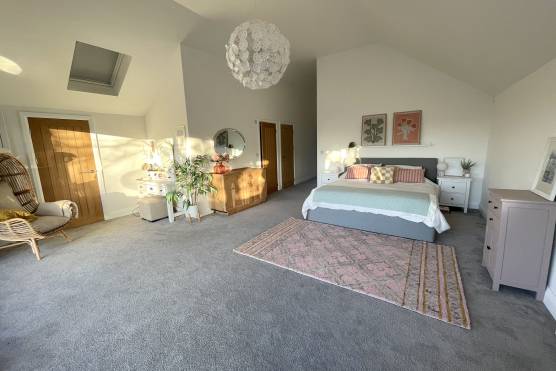 3380C 16 photo shoot location house in Cheshire large bedrom.jpg