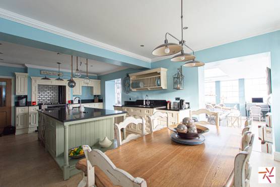 3384L 12 tv shoot location house in Lancashire beautiful family home in rural setting traditional kitchen