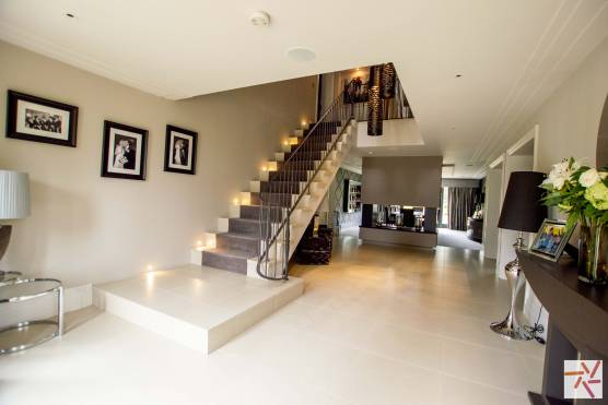 3394N 12 tv shoot location house in North Yorkshire large modern family home with large staircase and entrance hallway