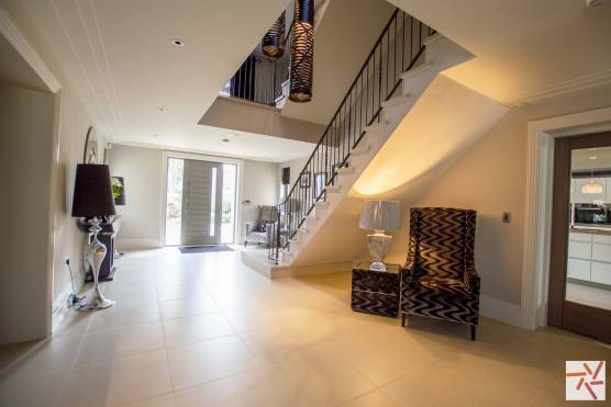 3394N 14 tv commercial location house in North Yorkshire large modern family home with large staircase and entrance hallway