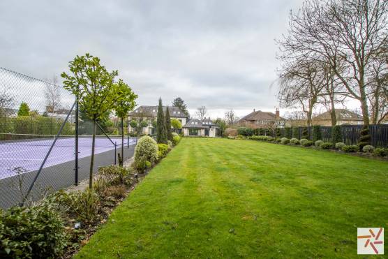 3394N 34 tv commercial location house in North Yorkshire large modern family home with large gardens with tennis court