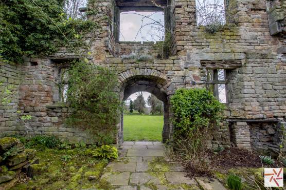 3398S 28 photo shoot location house in Staffordshire Impressive historical property with private ruins