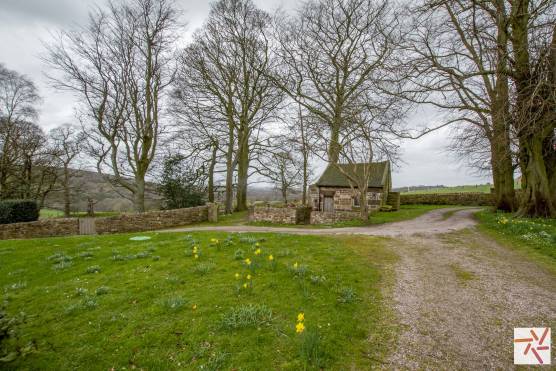 3398S 41 tv commercial location house in Staffordshire Impressive historical property with private ruins