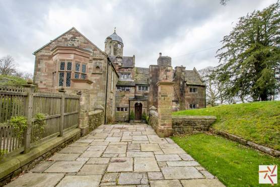 3398S 49 photo shoot location house in Staffordshire historical property with impressive gardens and views