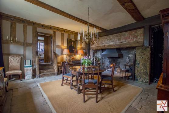 3398S 5 filming location house in Staffordshire historical property with dining area with fireplace