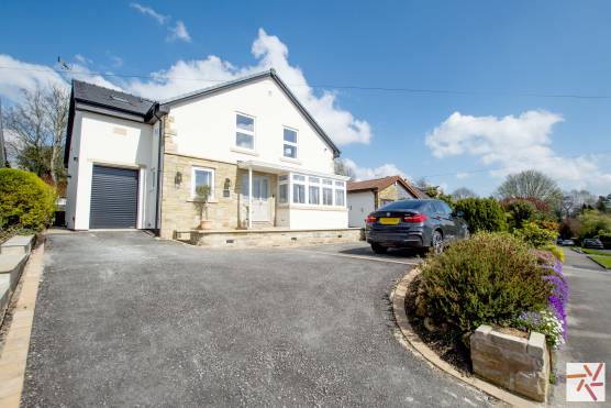 3401W 24 tv commercial location house in West Yorkshire with open plan kitchen and living area and driveway