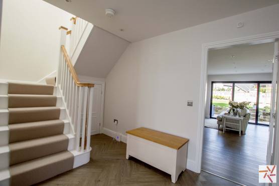 3401W 8 tv drama location house in West Yorkshire with large entrance hallway and staircase