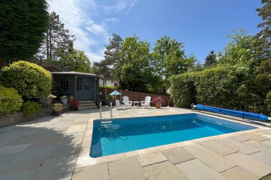 3408W 3 filming location house in Leeds family garden outdoor swimming pool