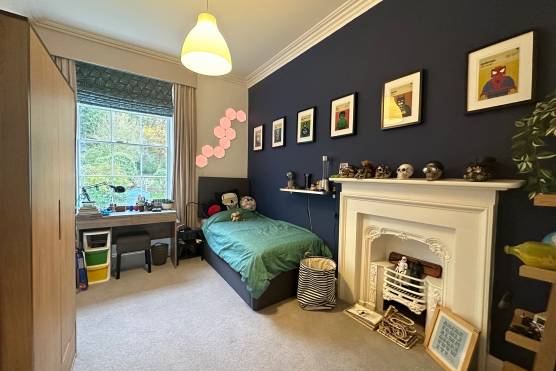 3413W 41 tv drama location house in Leeds boys bedroom.jpg