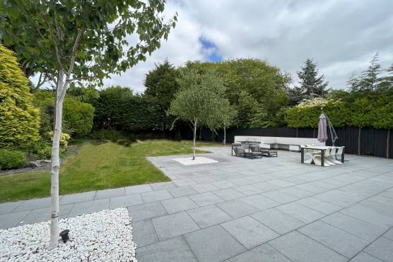 3415V 29 photo shoot location house in Merseyside contemporary patio with garden.jpeg