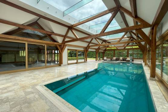 3409V 3 tv shoot location house in Merseyside large property with swimming pool