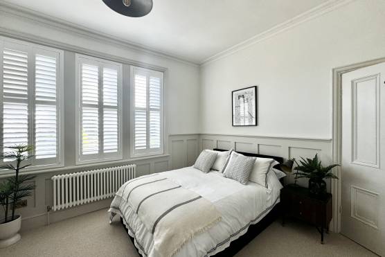 3422M 38 filming location house in Manchester bedroom.jpg