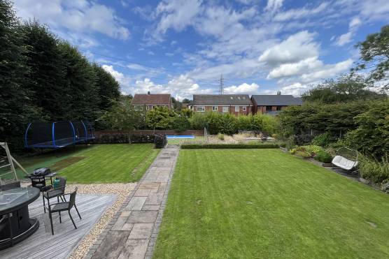 3422M 44 tv shoot location house in Manchester stylish open plan family home with large garden