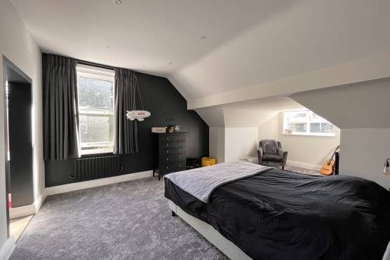 3432M 23 tv shoot location house in Manchester large stylish bedroom