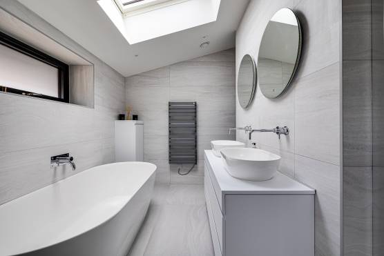 3433C 11 tv shoot location house in Cheshire contemporary white bathroom.jpg