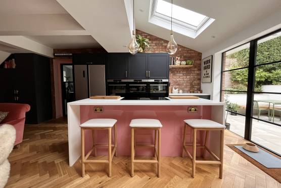 3440W 4 tv commercial location house in Leeds stylish open plan kitchen with exposed brick.jpg