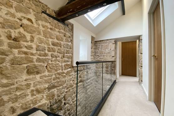 3458W_24_tv_commercial_location_house_in_West_Yorkshire_stylish_staircase