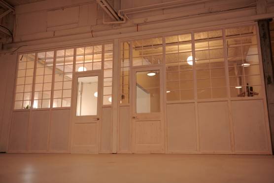 3456V 11 filming studio location in Liverpool.jpg