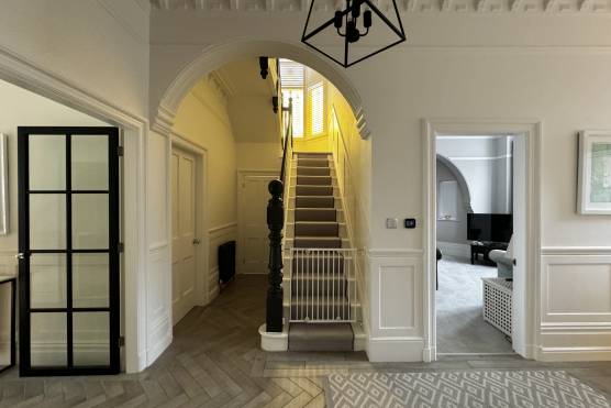 3459V 13 tv drama location house in Merseyside stylish staircase