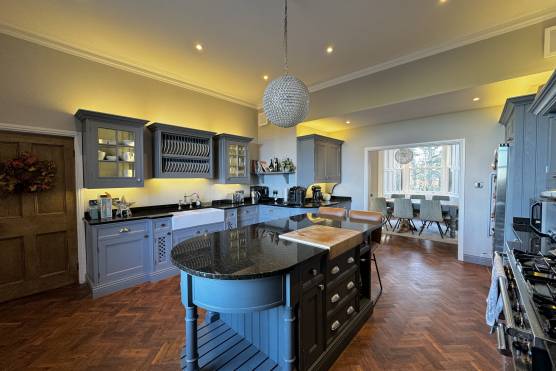 3461W 11 filming location house in West Yorkshire kitchen with kitchen island.jpg