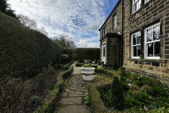 3462W 50 filming location house in West Yorkshire