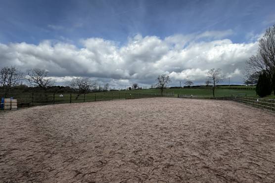 3464C 57 tv shoot location house in Cheshire farmhouse with acres of farmland