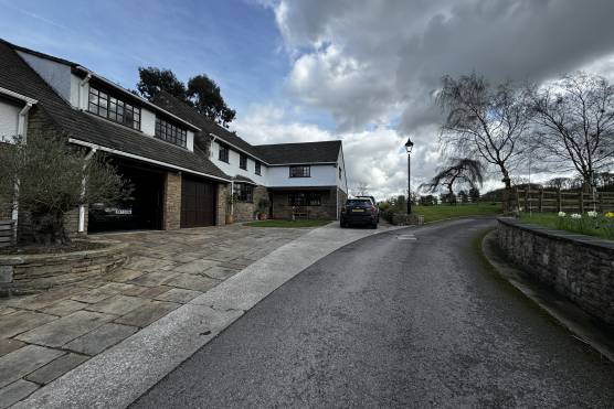 3464C 61 photo shoot location house in Cheshire farmhouse