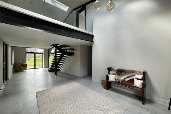 3469C 17 tv shoot location house in Cheshire with large double height ceiling entrance hall