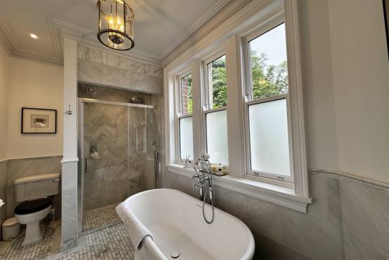 3473L 16 tv commercial location house in Lancashire bathroom with freestanding bath.jpg