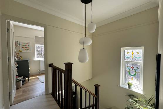 3475W-31-tv-shoot-location-house-in-Leeds-staircase.jpg