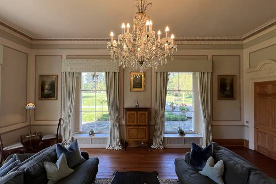 3478NW-3-tv-drama-location-house-in-North-Wales-period-properrt-elegant-living-room.jpg