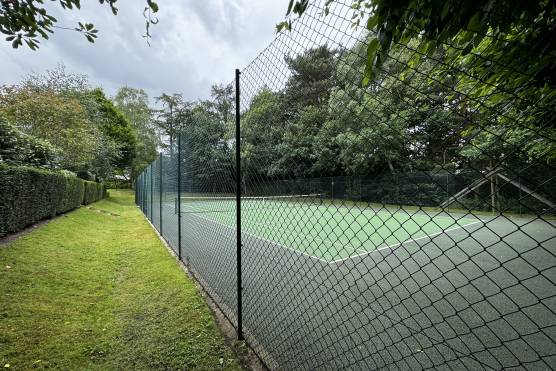 3480C 34 tv drama location house in Cheshire tennis court.jpg