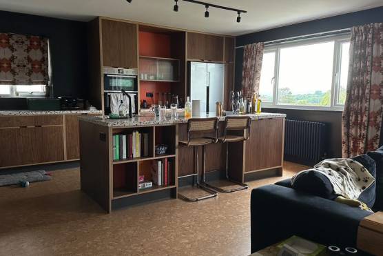 3484L-1-photo-shoot-location-house-in-Lancashire-open-plan-mid-century-kitchen.JPG