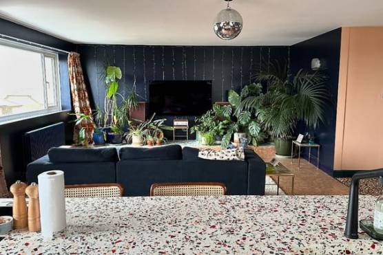 3484L-7-photo-shoot-location-house-in-Lancashire-mid-century-style-open-plan-kitchen-and-living-area.JPG