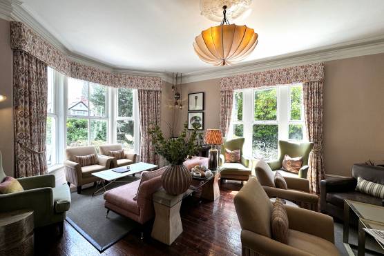 3489M 2 filming location in Manchester period property elegant living room.jpg