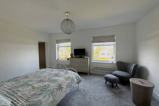 3486M 22 tv drama location house in Greater Manchester bedroom.jpg